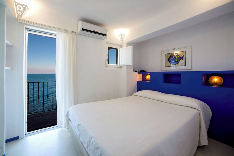 Bedroom 3, Hotel Saraceno, Grosseto