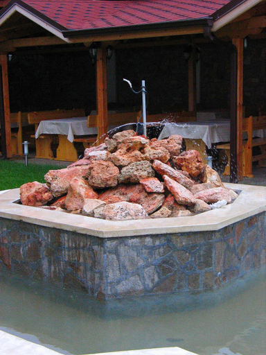 Food & Drinks 5, Hotel Akre, Kavarna