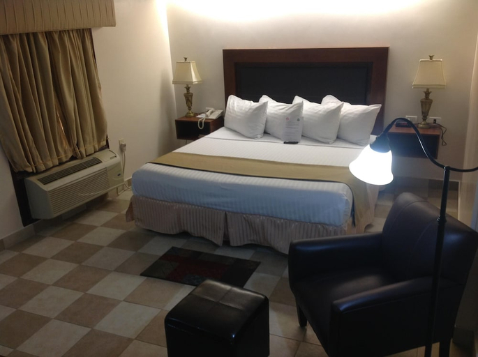 Bedroom 3, Best Western Hotel Plaza Matamoros, Matamoros