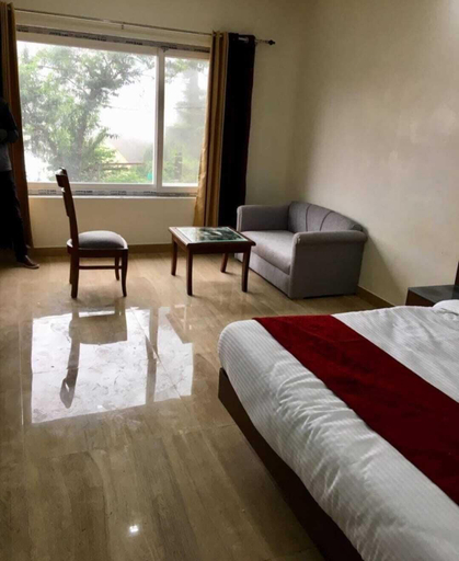 Bedroom 3, Hotel Phoenix, Dehradun