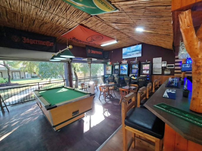 Food & Drinks 5, Nikita Motel, Bojanala