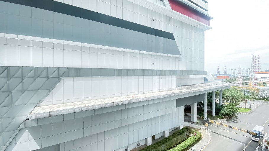 Exterior & Views 5, Stunning and Comfy Studio at Green Bay Pluit Apartment, North Jakarta