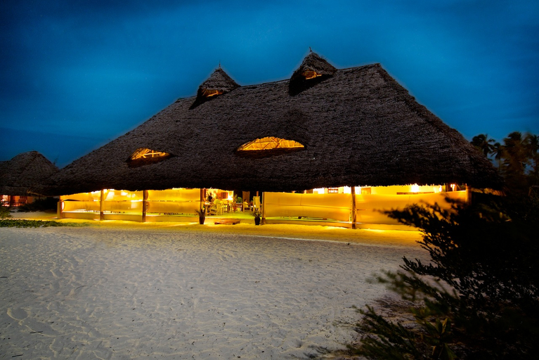 Public Area 2, Hakuna Majiwe Beach Resort, Kusini