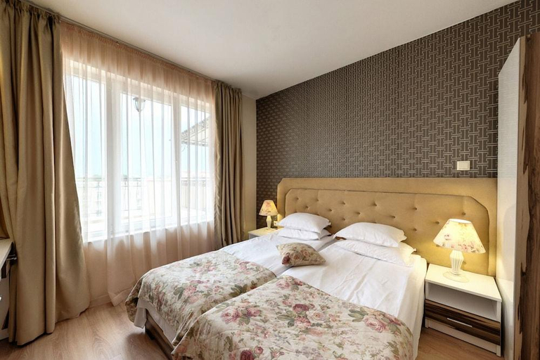 Bedroom 3, Avenue, Nesebar