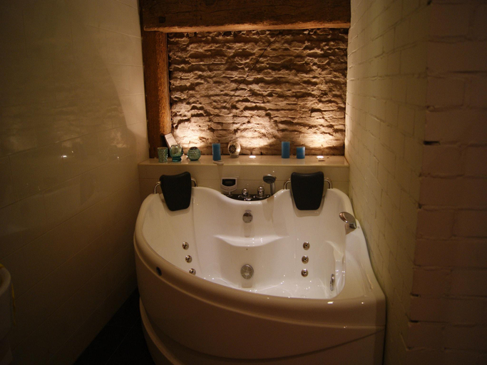 Bathroom 3, Waterfront Stelp Farmhouse with Sauna, Nijefurd