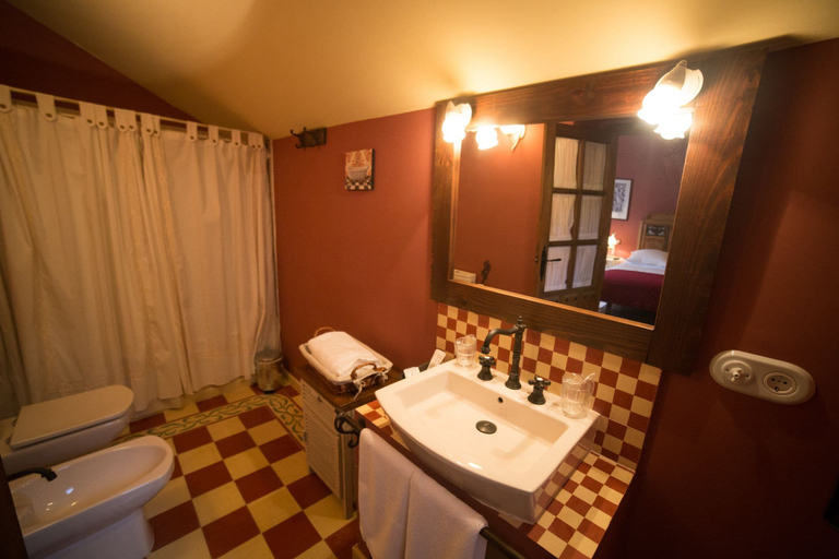 Bathroom 3, Posada Real Ruralmusical, Salamanca