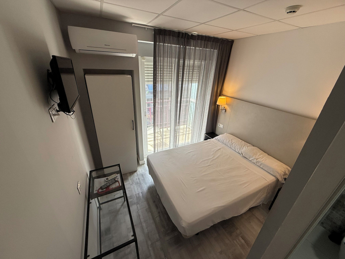 Bedroom, Hotel B and B Suites, Alicante
