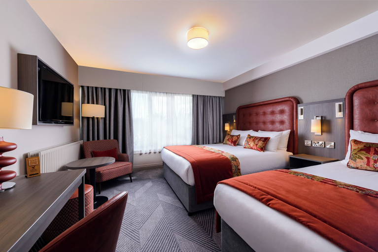 Bedroom 3, Hotel Killarney