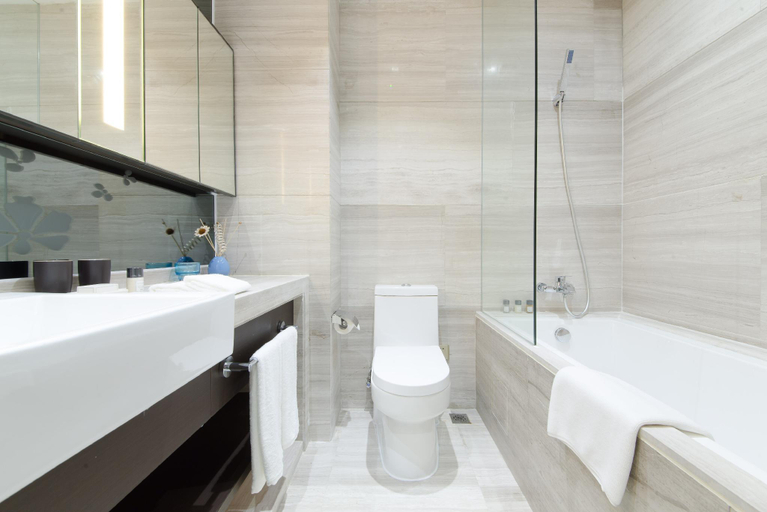 Bathroom 15