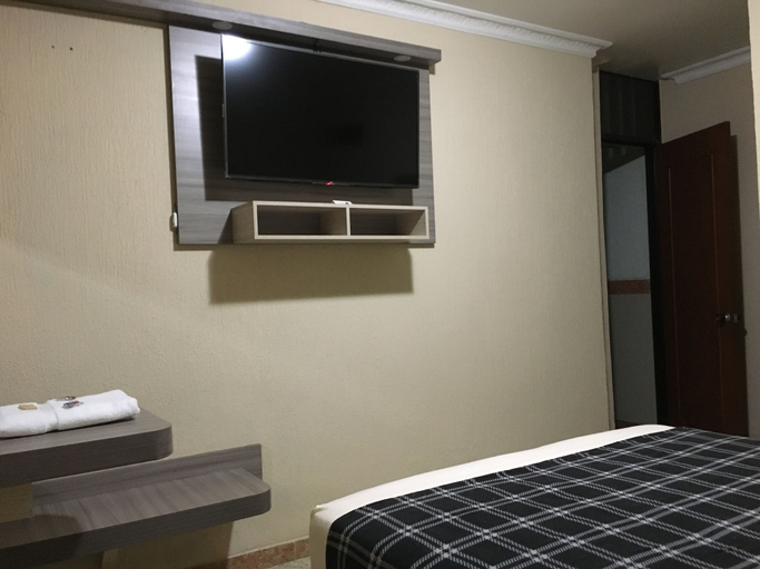 Bedroom 2, HOTEL DON JUAN, Guadalajara de Buga