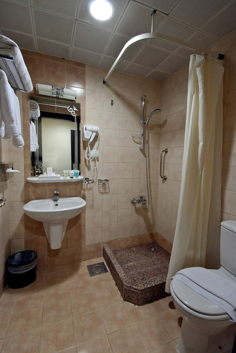 Bathroom 5, Durrat Al Eiman Hotel, Al Madinah Al Munawwarah