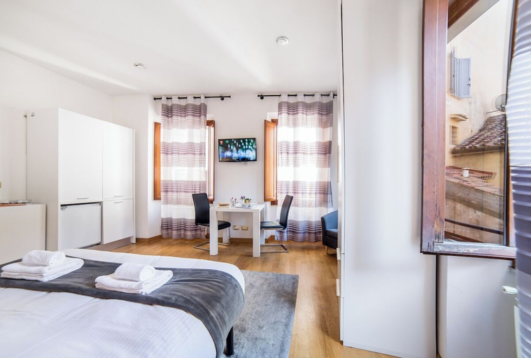 Bedroom 2, S.Angelo Apartments, Rome