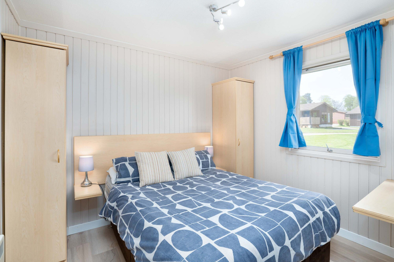 Room 2, Lodge -3 Bedrooms - Hunters Quay, Argyll and Bute