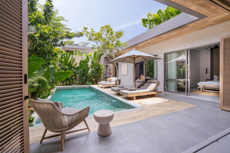 Swimming Pool 2
