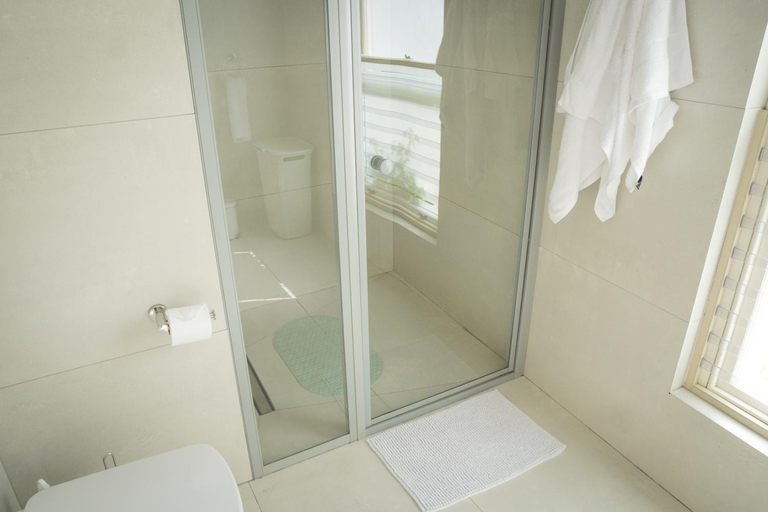 Bathroom 4, Rustic Manor Guest House, City of Cape Town