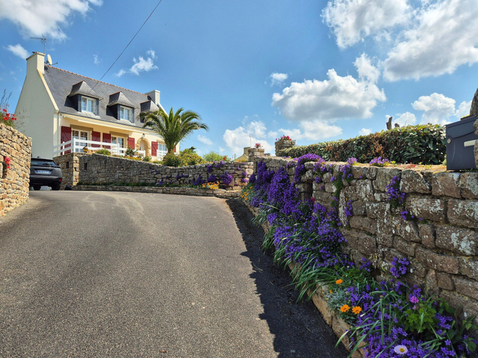 Exterior 4, Holiday Home in Plouhinec With Sea Views, Finistère
