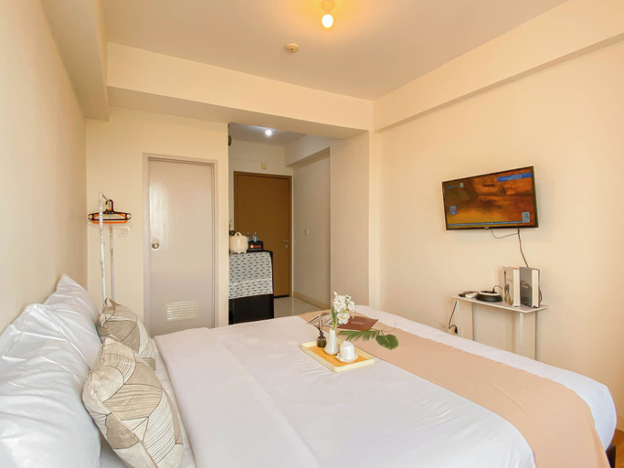 Bedroom 4, Cozy and Tranquil Studio at Podomoro Golf View Apartment, Bogor