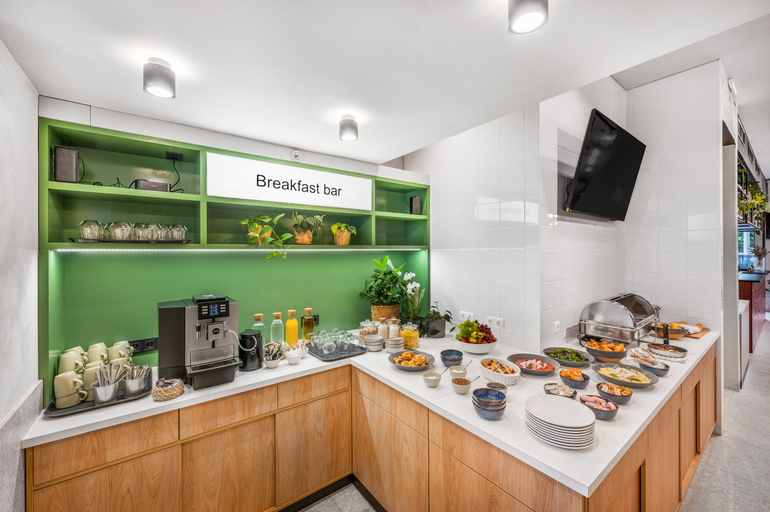 Food & Drinks 5, Florin Apart Hotel, Budapesti