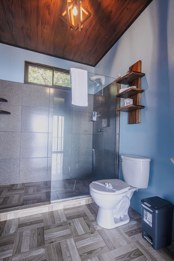 Bathroom 3, Finca Murillo, Puntarenas