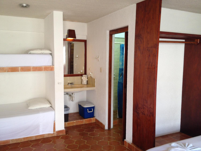 Bedroom, Safari Inn, Cozumel