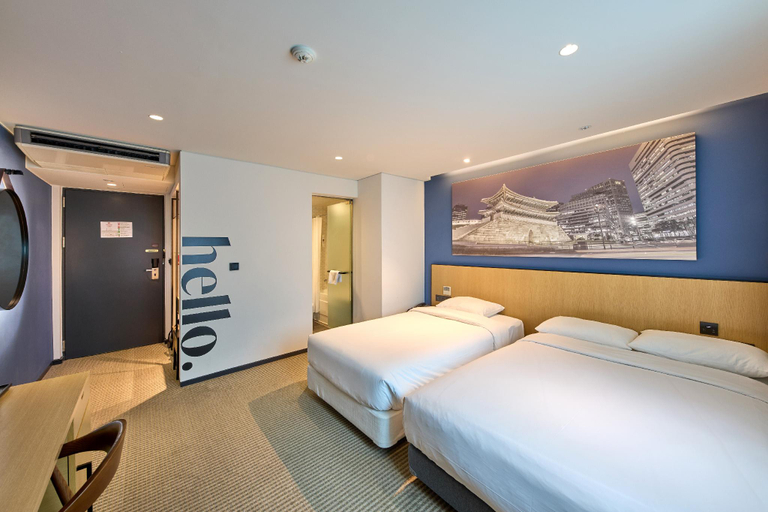 Bedroom 12