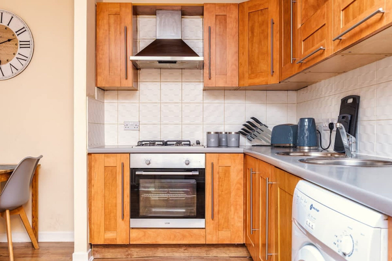 Room 5, 2bed Apartment-city Centre, Glasgow