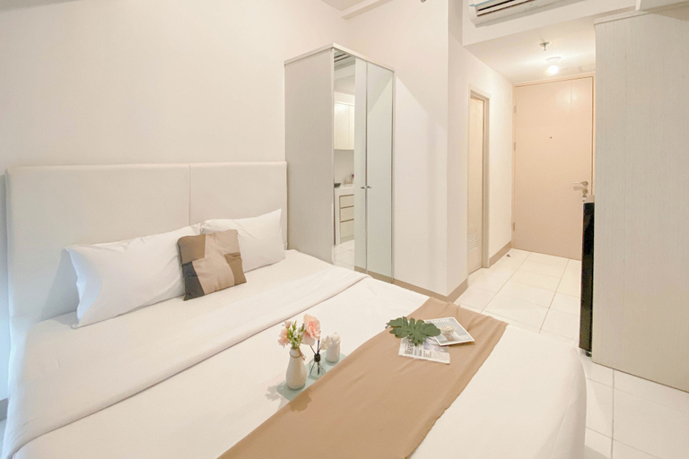 Bedroom, Comfy Studio at 9th Floor Tokyo Riverside PIK 2 Apartment, Tangerang