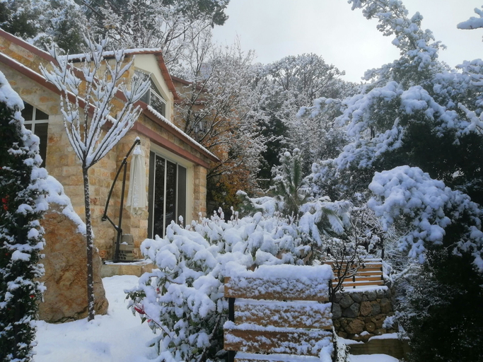 Exterior & Views 2, Mountscape, Aley
