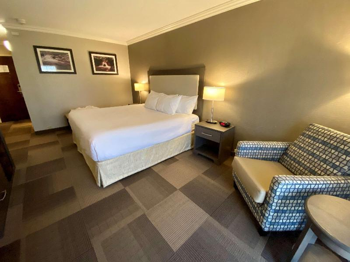 Bedroom 18