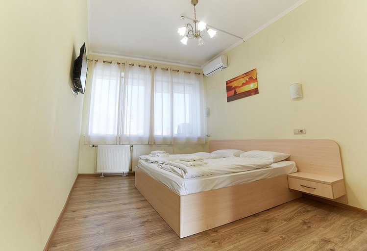 Others 5, Hotel Merkuriy, L'vivs'ka