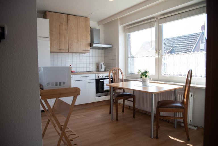 Others 5, Mahlzeit - Hotel Brauhaus Weyhausen - Keramikstudio, Gifhorn