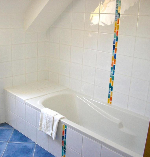 Bathroom 2, Hotel Le Chevalier Gambette, Morbihan
