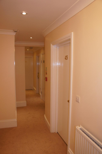 Public Area 3, Sapphire Hotel, London