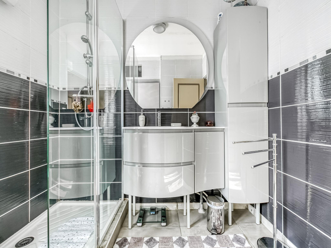 Bathroom 3, Charming Stay in Heart of Dax, Landes