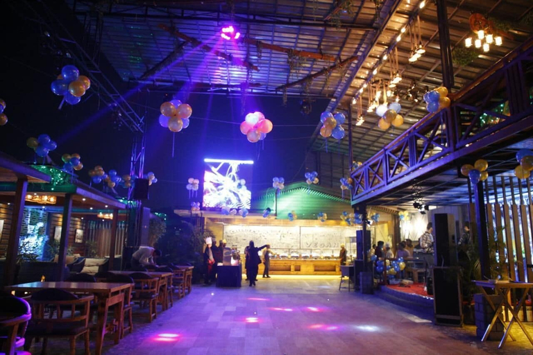 Food & Drinks 2, Hotel Mukut Regency, Gautam Buddha Nagar