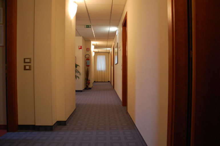 Others 5, Hotel Belie, Padua