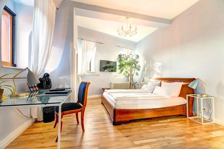 Bedroom 10