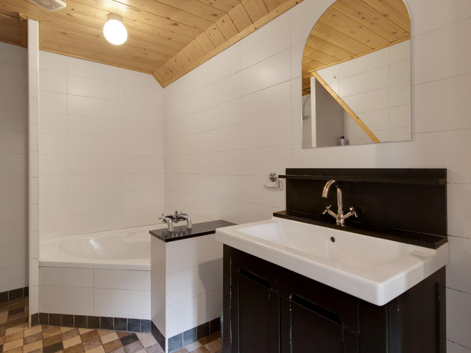 Bathroom 3, Farmhouse in Enschede near Forest, Enschede