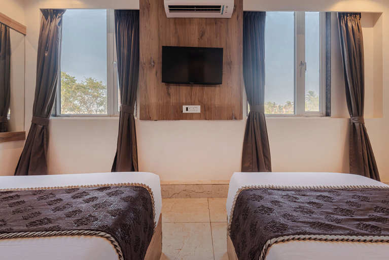 Bedroom 3, Hotel Silver Park, Mumbai Suburban