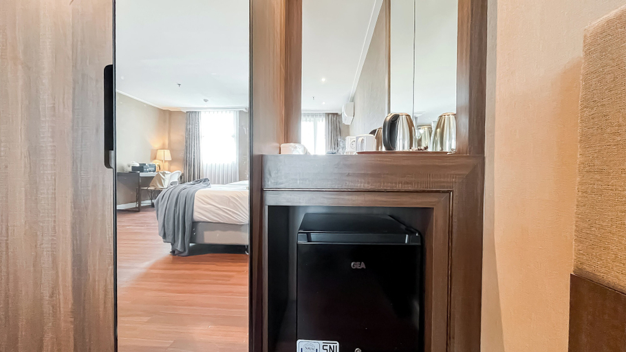 Room 5, Cozy Studio Apartment (No Kitchen) at Tuscany Residence, South Tangerang