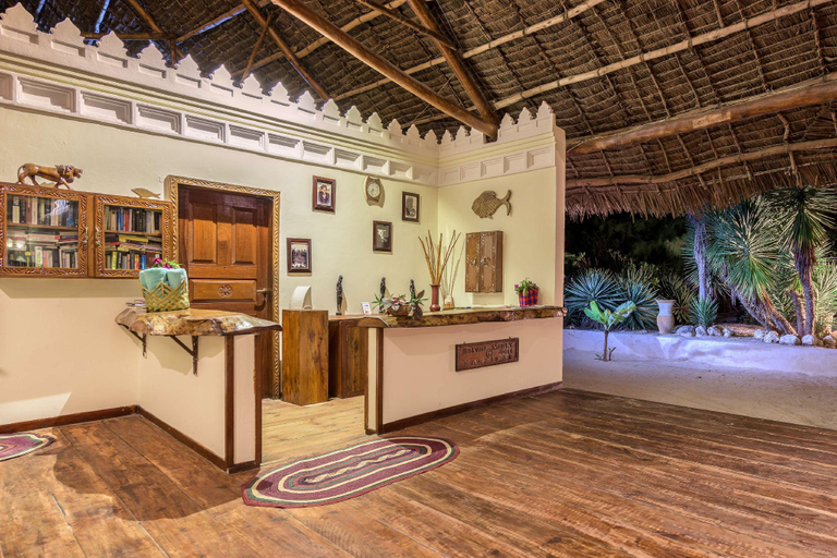 Public Area 2, Hakuna Majiwe Beach Resort, Kusini