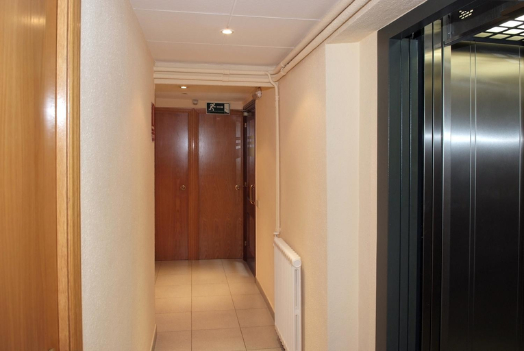 Others 4, Hotel Goya, Lleida