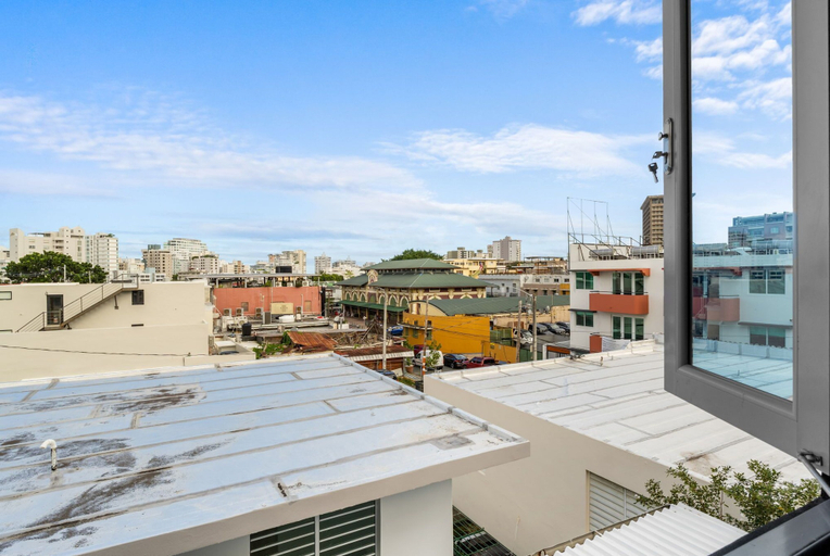 Others 5, La Placita by PMI Puerto Rico