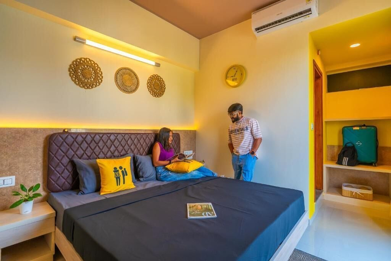 Bedroom 4, The Hosteller Bangalore, Indiranagar, Bangalore