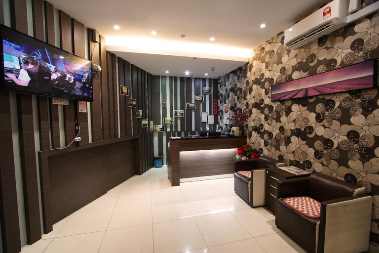 Others 3, Pavilion Inn, Miri