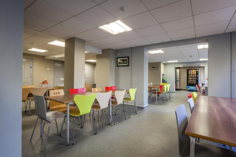 Food & Drinks 5, LSE Passfield Hall - Campus Accommodation, London