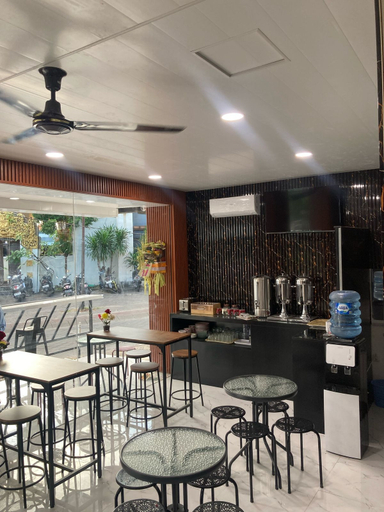 Food & Drinks 4, Hotel Sanrina Kuta Bali, Badung
