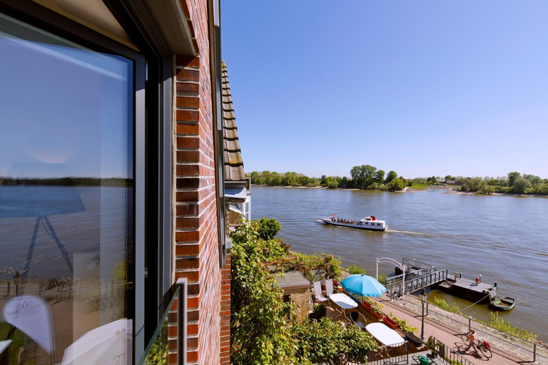 Others 3, Logierhaus RheintorEins, Kleve