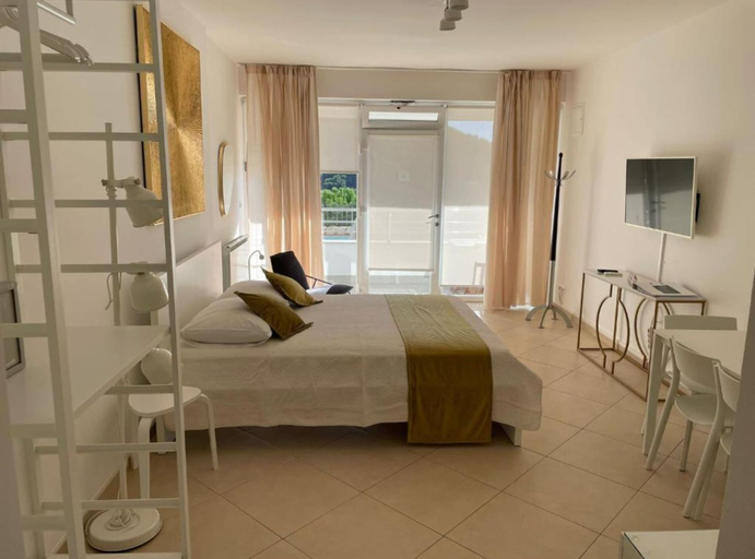 Others 4, Villa by the Sea, Dubrovnik