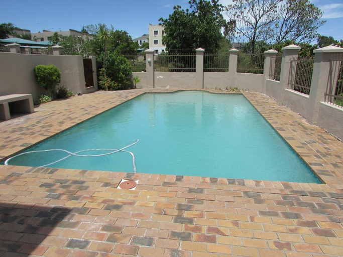 Sport & Beauty 4, Serengeti Self Catering Apartments, City of Cape Town